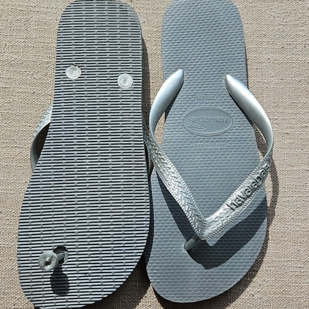 Havaianas Silver Flip Flops - Picture 4 of 6